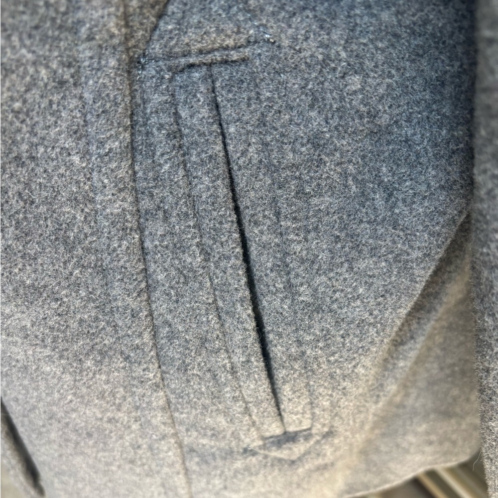 LANDS END WOOL GRAY CLASSIC TAILORED DOUBLE BREASTED NAUTICAL PEA COAT SZ 12 - Picture 5 of 13